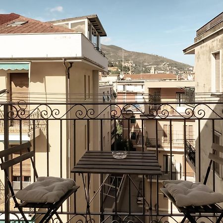 Casa Vintage Appartement Alassio Buitenkant foto