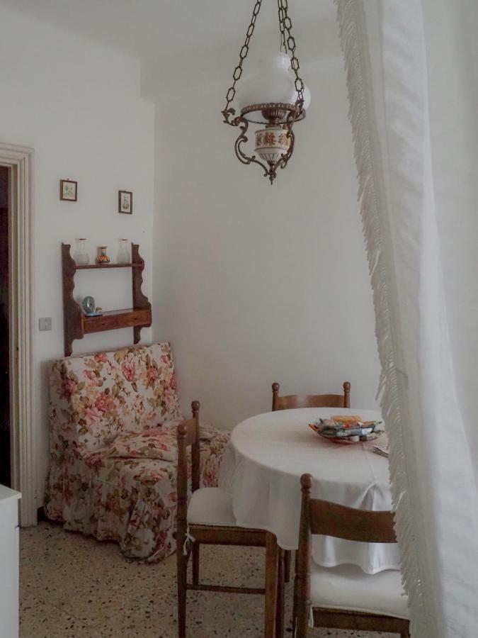 Casa Vintage Appartement Alassio Buitenkant foto